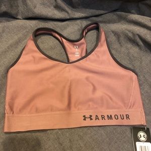 *NWT* Under Armour women’s sports bra